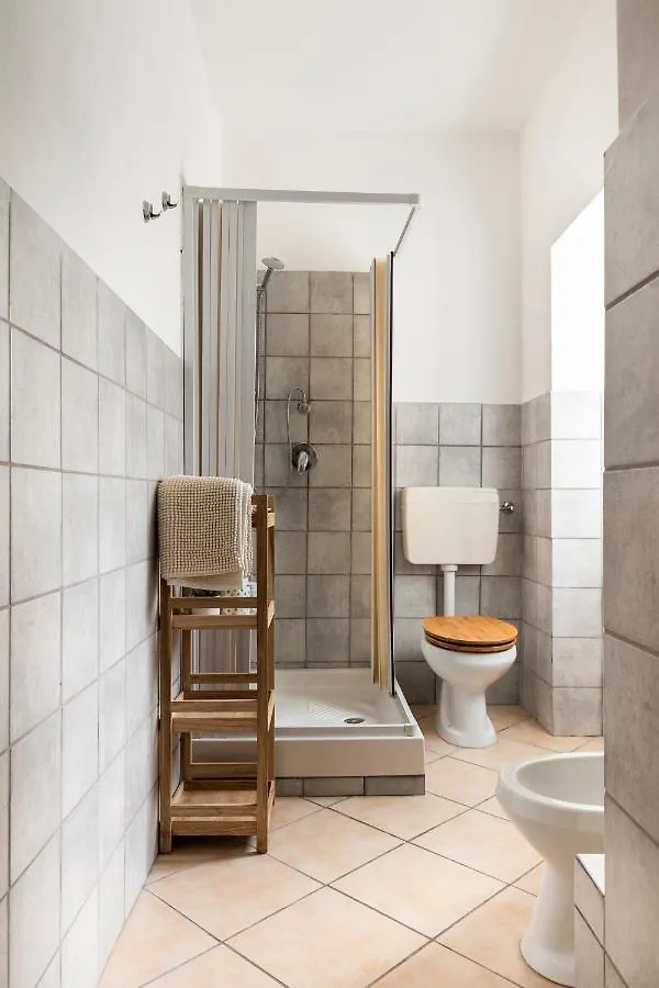 Punto Al Capo Appartamento Intero O Stanze Matrimoniali Con Bagno Privato Palermo
