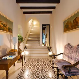 3* Gasthuis Palazzo Arone Dei Baroni Di Valentino